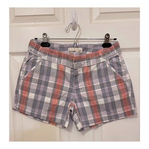 Old navy women  plaid short size 4